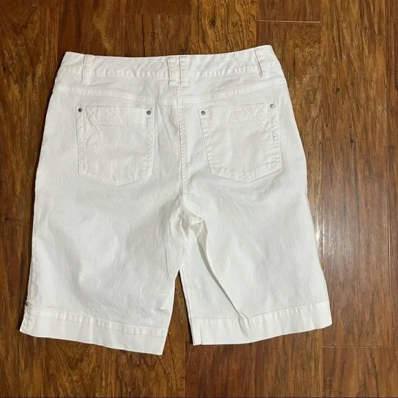 DressBarn Bermudas Size 10 - Picture 5 of 5